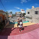 Studio-Apartment Rainbownstairs